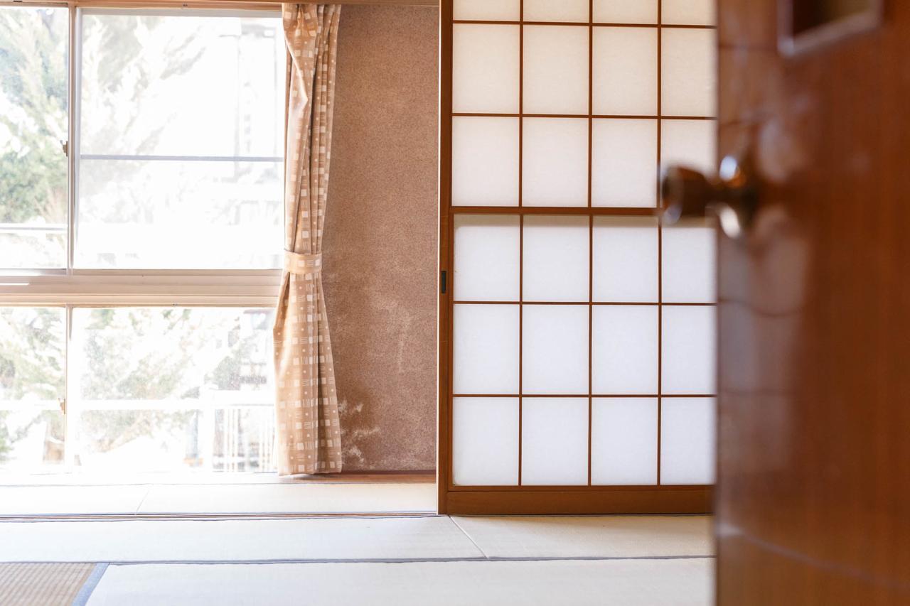 柏屋旅館＜シェアハウス&ゲストハウス＞ Saku Buitenkant foto