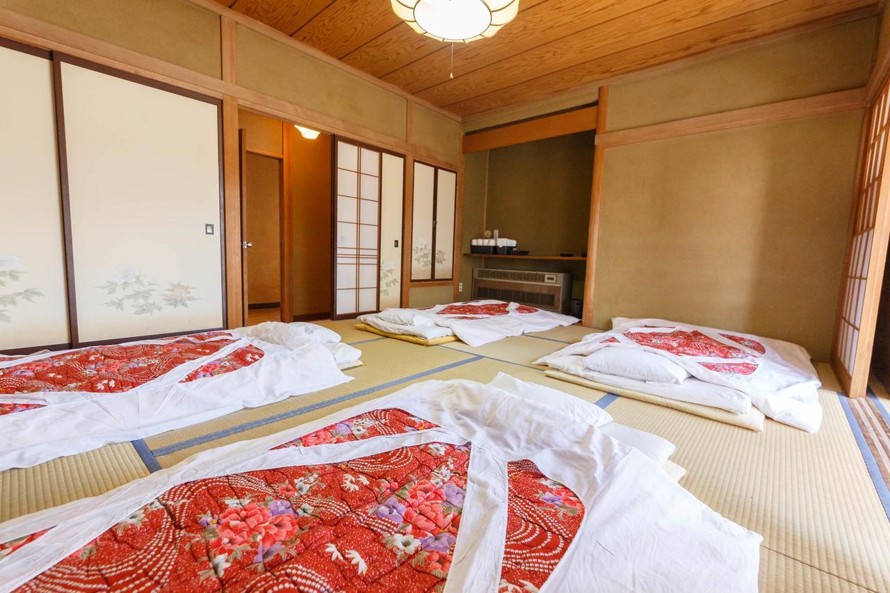 柏屋旅館＜シェアハウス&ゲストハウス＞ Saku Buitenkant foto