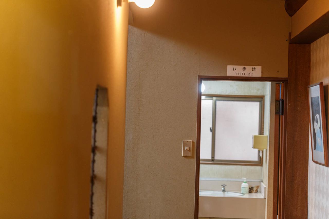 柏屋旅館＜シェアハウス&ゲストハウス＞ Saku Buitenkant foto