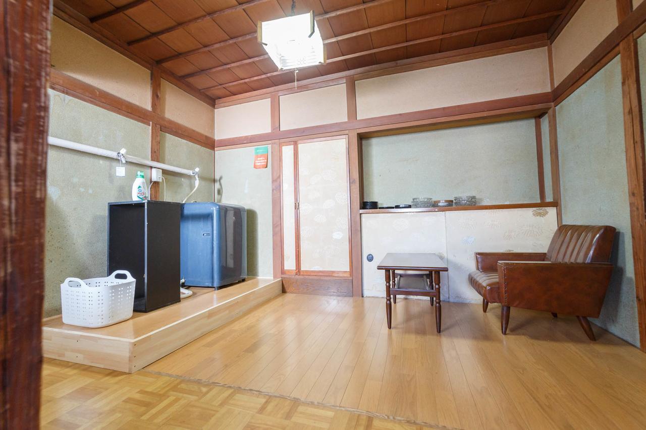 柏屋旅館＜シェアハウス&ゲストハウス＞ Saku Buitenkant foto