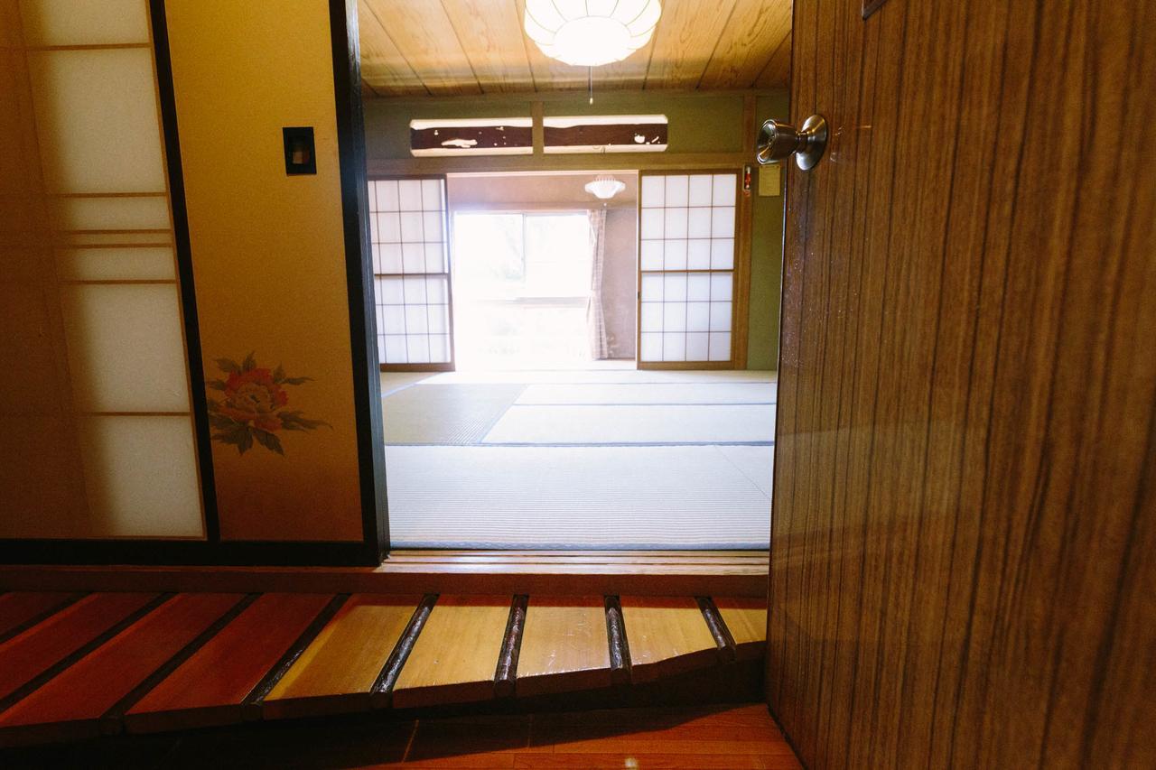 柏屋旅館＜シェアハウス&ゲストハウス＞ Saku Buitenkant foto