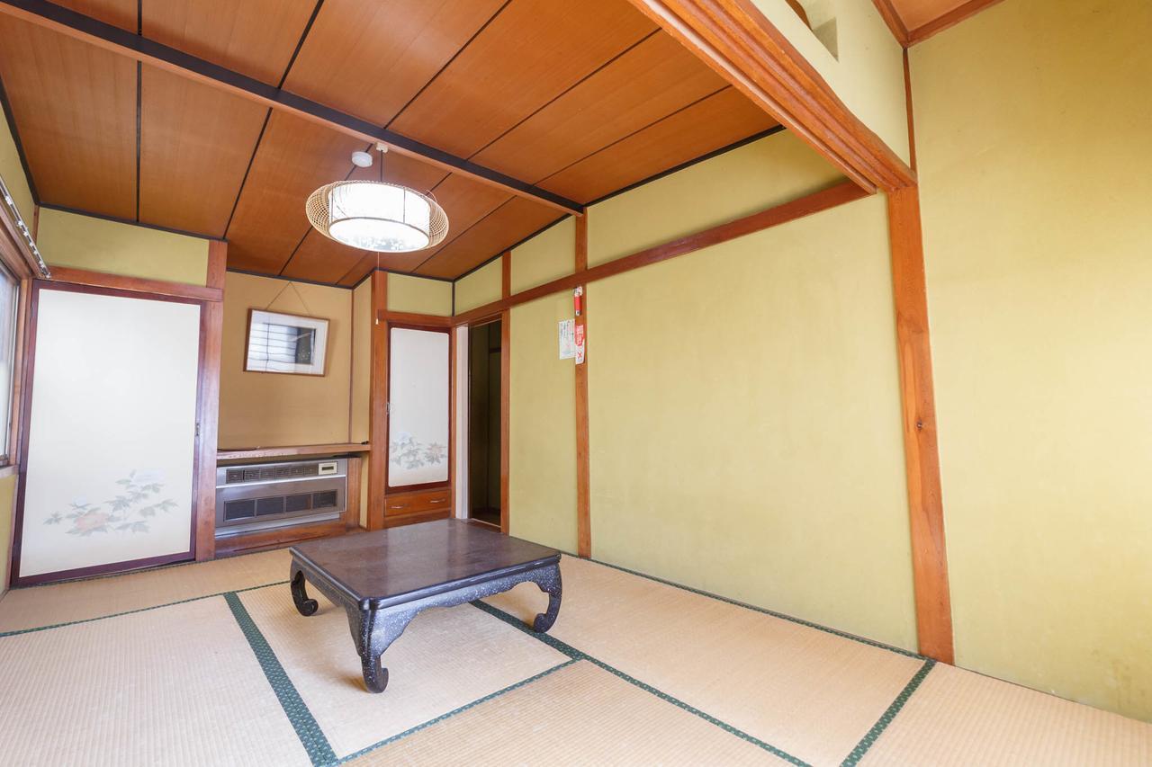 柏屋旅館＜シェアハウス&ゲストハウス＞ Saku Buitenkant foto