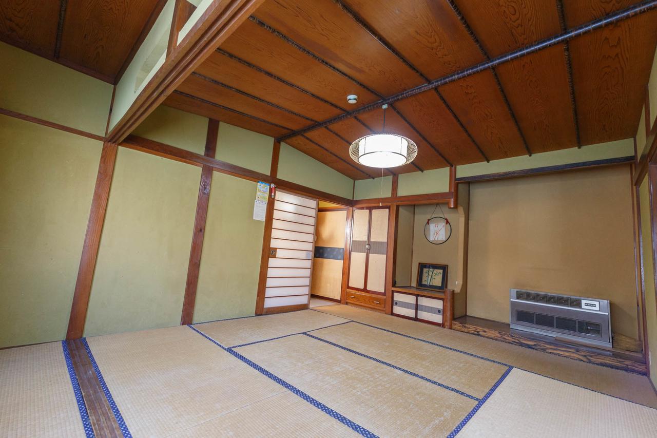 柏屋旅館＜シェアハウス&ゲストハウス＞ Saku Buitenkant foto